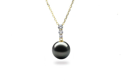 Graduated Diamond Black Pearl Pendant-Kyllonen