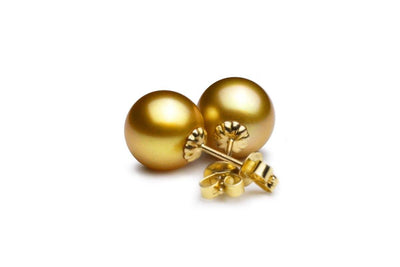 Superior Gold Pearl Earrings by Kyllonen