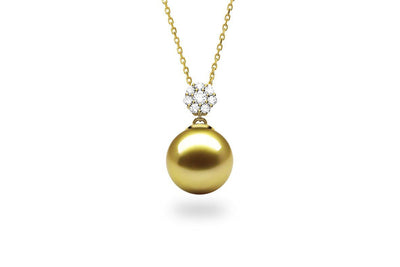 Cluster Gold Pearl Pendant-Kyllonen