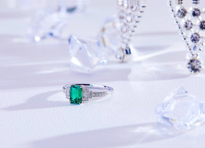 Outlines Emerald Ring
